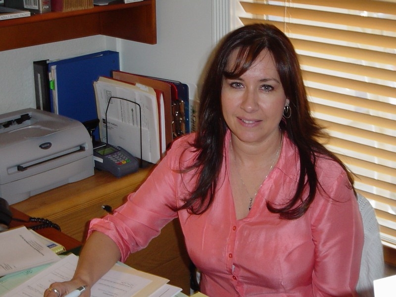 vickie_m2.jpg
